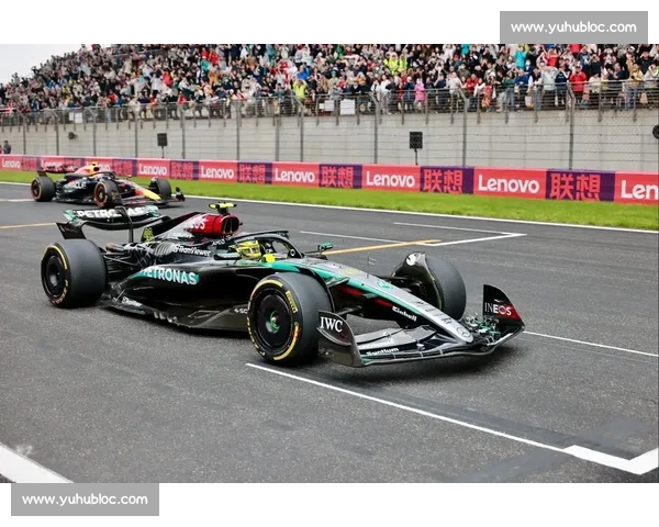 包场观赛!F1 中国站一家三口的定制速度盛宴 包场观赛!F1 中国站一家三口的定制速度盛宴