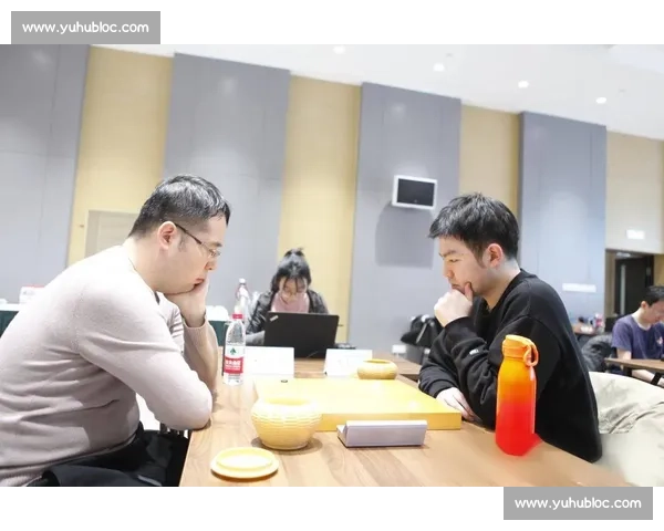 围甲第三轮王星昊逆转屠晓宇,许皓鋐弃子制胜;围乙朴文垚爆冷负赖均辅 围甲第三轮王星昊逆转屠晓宇,许皓鋐弃子制胜;围乙朴文垚爆冷负赖均辅